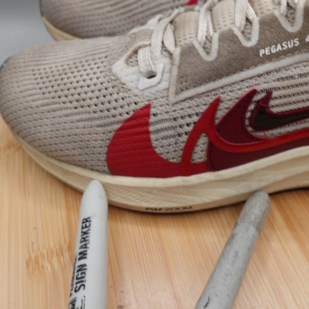 Nike Shoes Womens 8 White Red Air Zoom Pegasus 40 PRM‎ Running FB7703 100 Flaws